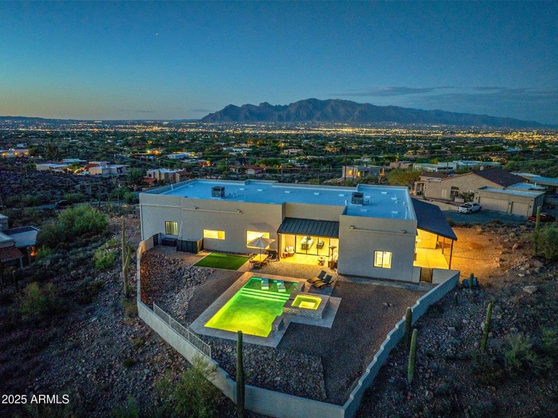 2 Hill Top Views INCREDIBLE