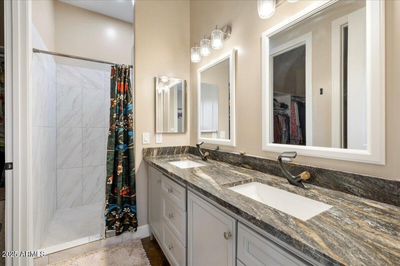 20-Primary Bathroom