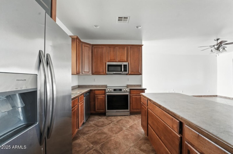 30420 N 231st Ave-16