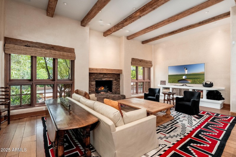 Great Room With Fireplace