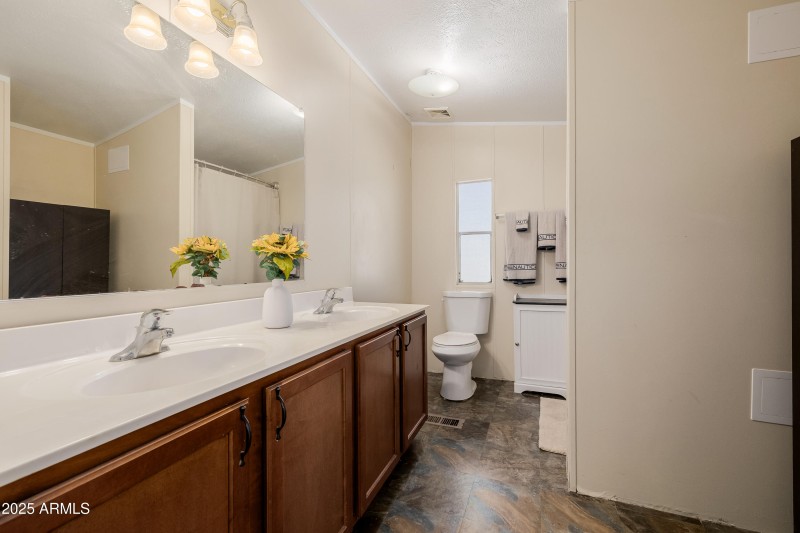 bonnie master bath
