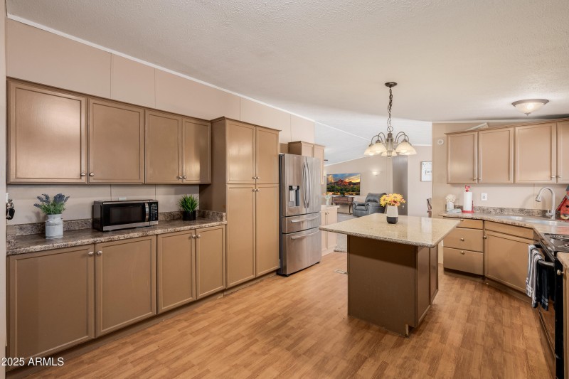 bonnie kitchen 3