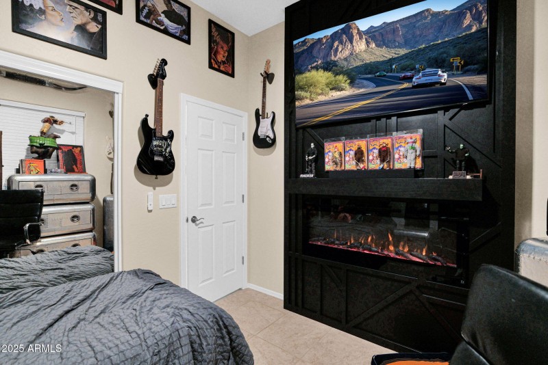 8-web-or-mls-P1268809
