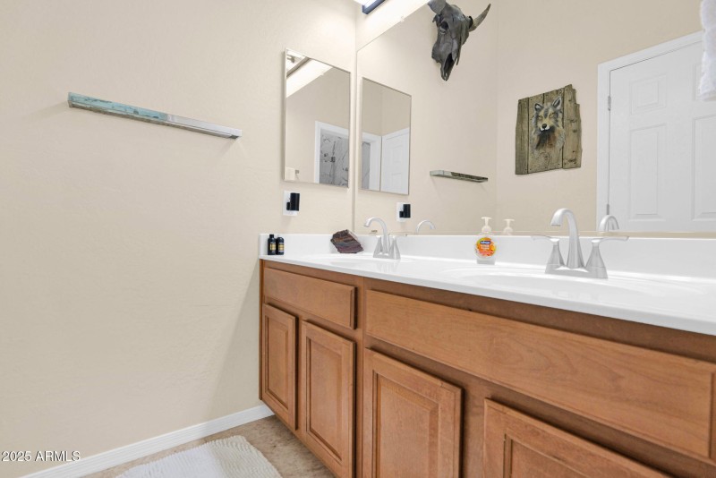 10-web-or-mls-P1268811