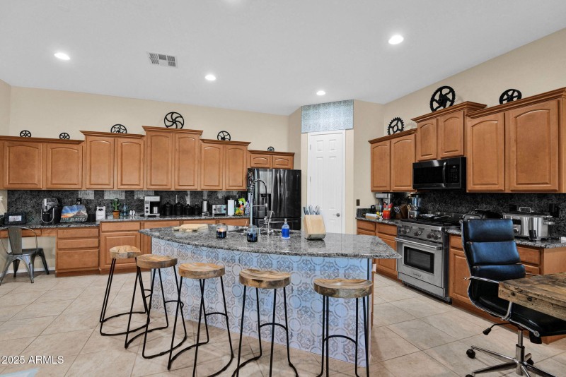 21-web-or-mls-P1268823