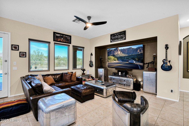 22-web-or-mls-P1268824