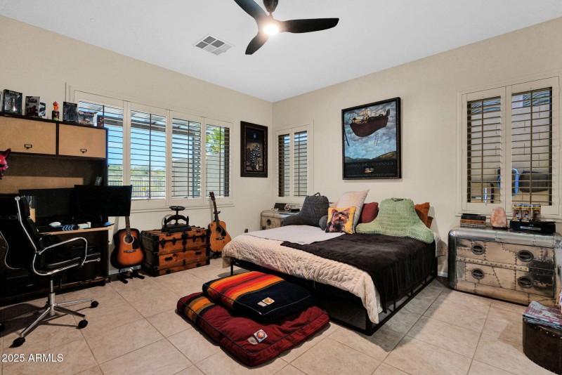 40-web-or-mls-P1268846
