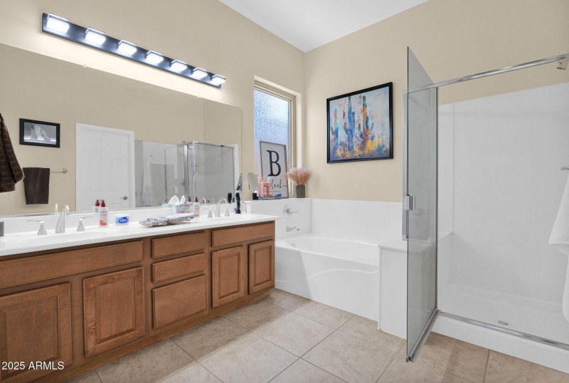42-web-or-mls-P1268849
