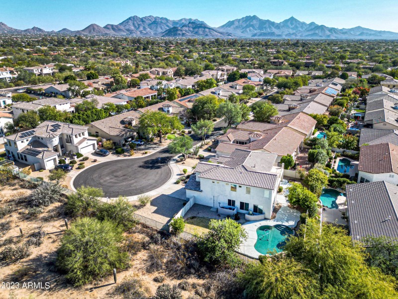 Large lot plus private desert space NAOS