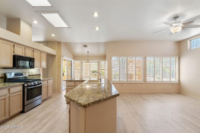 15241 W Blue Verde Drive, 85375