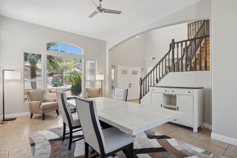 8-web-or-mls-16630-n-61st-pl