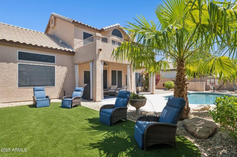 34-web-or-mls-16630-n-61st-pl