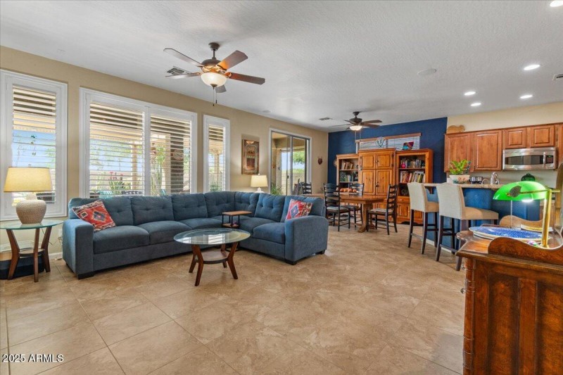 07-Living Room