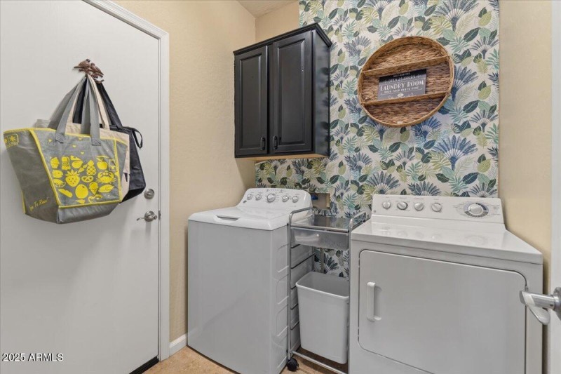 24-Laundry