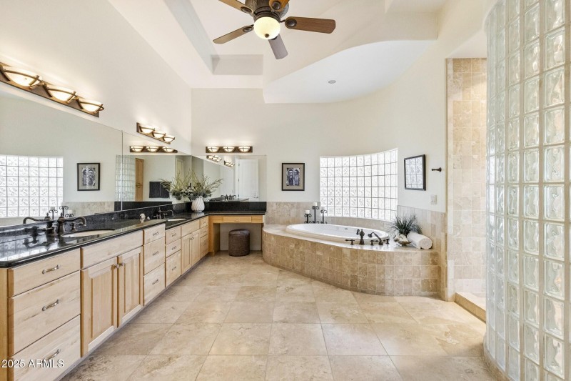 Spa-Style Bath