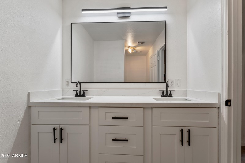 16-524 W. 11th St., Casa Grande, AZ-ocup