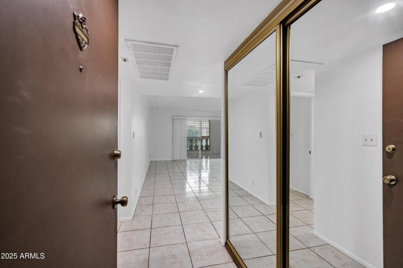 7930 E Camelback Rd unit 106-3