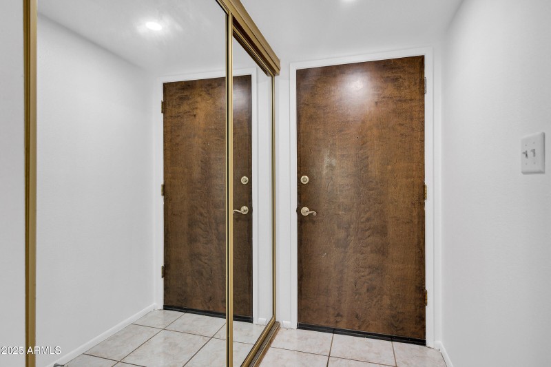 7930 E Camelback Rd unit 106-4