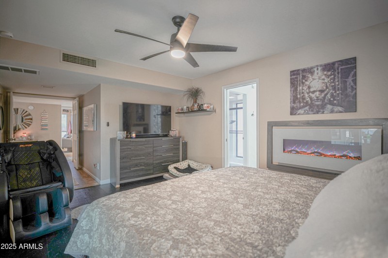 702 E Coral Gables Dr X-26