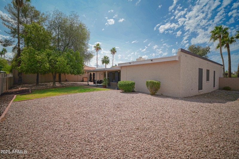 702 E Coral Gables Dr X-30