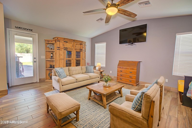 17 - Living Room - Farmhouse - 1