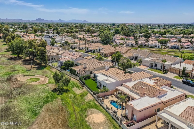 008 - 19 Exterior Rear