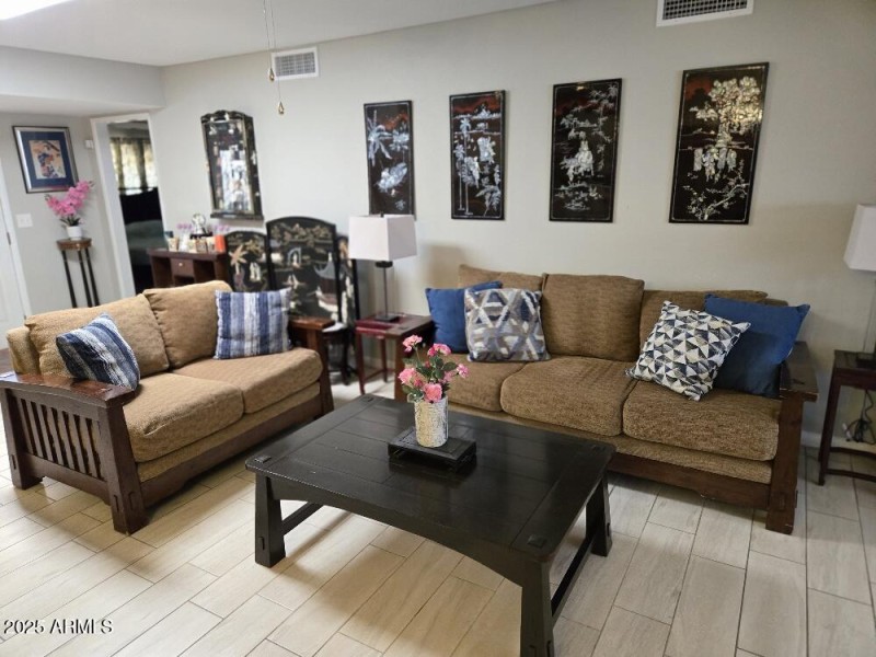 20250808_115620_resized