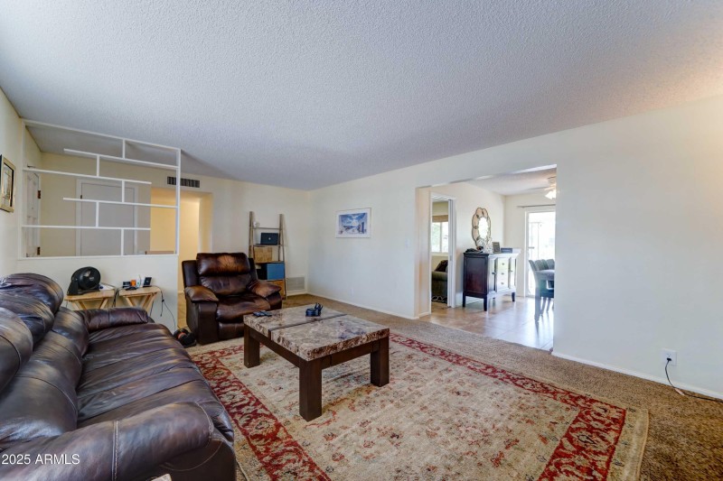 6033 E Colby St-7
