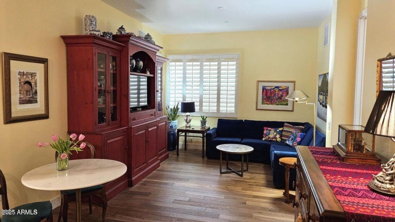 20250324222815581171000000-o