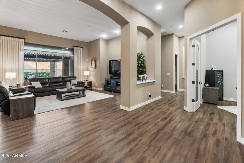 42421 N Back Creek Way-54
