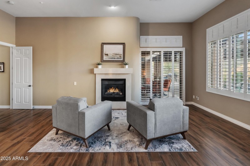 42421 N Back Creek Way-13