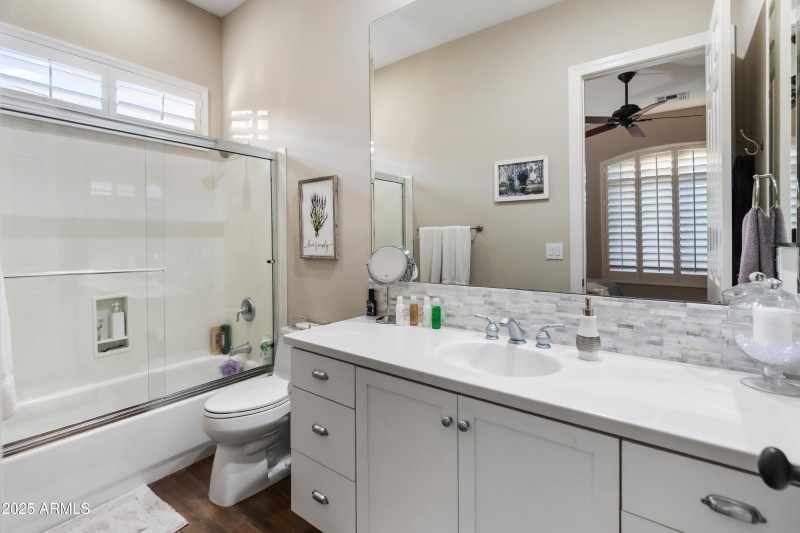 42421 N Back Creek Way-16