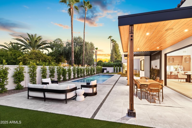 OUTDOOR LIVING, POOL, & BACKYARD VIEW