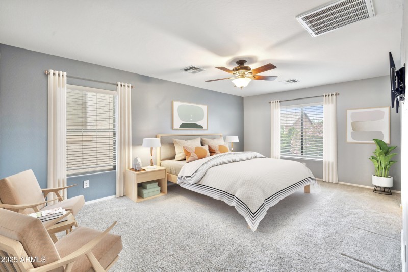 Primary bed, virtually staged