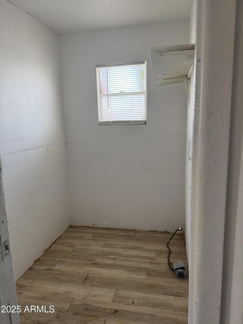 Laundry Room IMG_7841