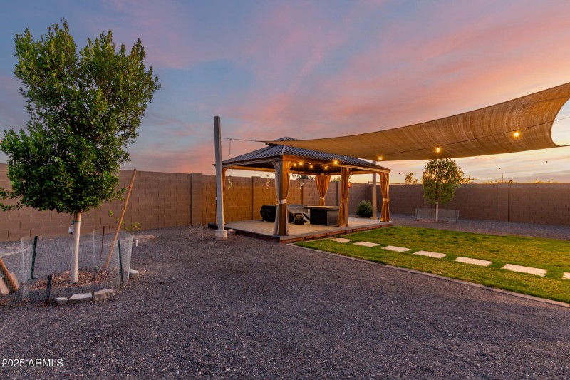 Beautiful Arizona sunstes