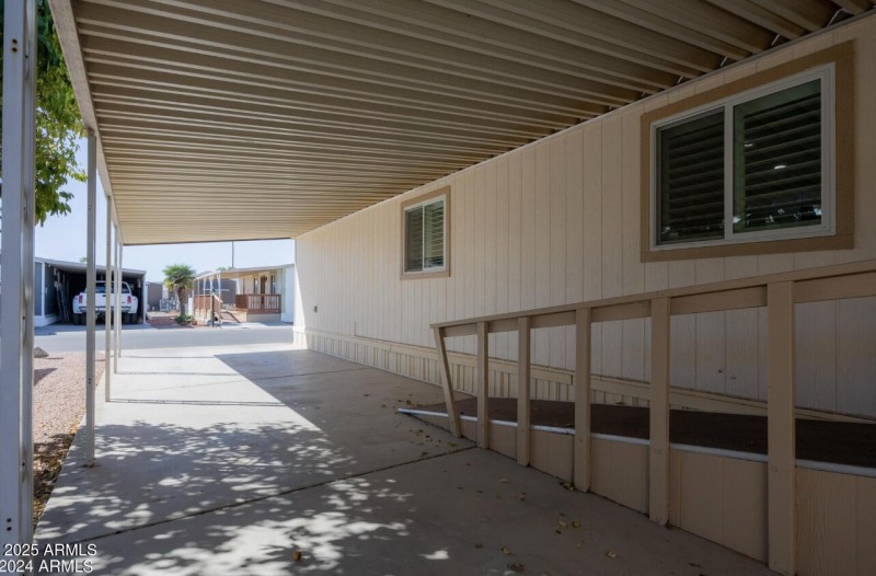Right Carport