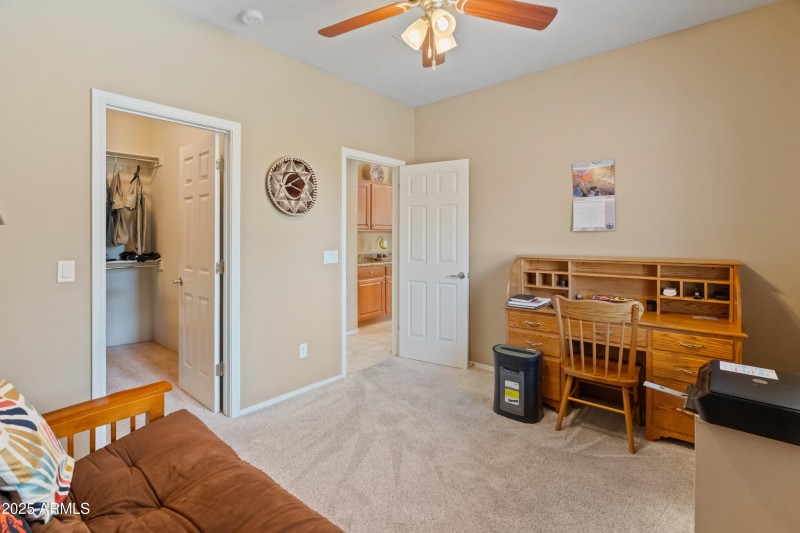 26011 W Tonopah Dr-48