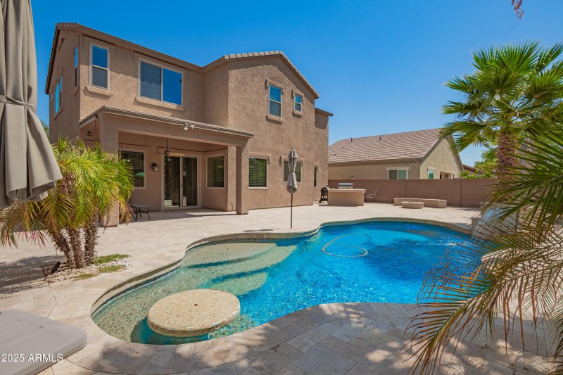 68970a_15 - Kingbird Place