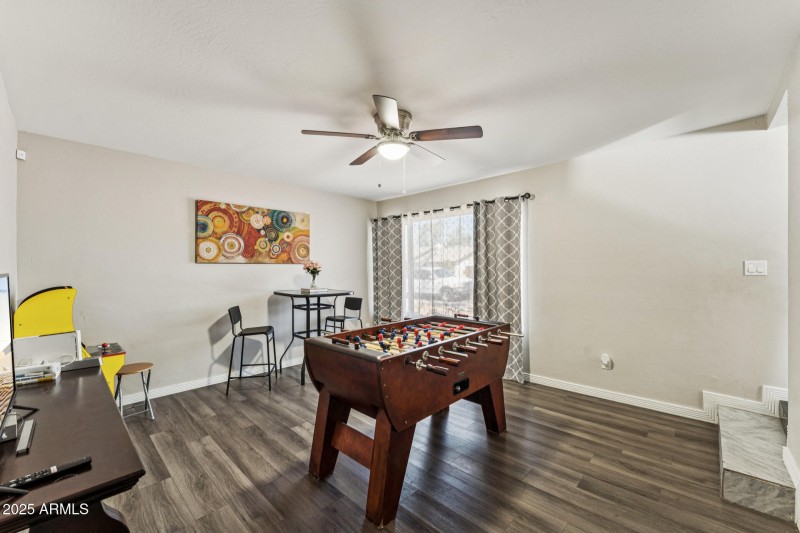 007-game-room