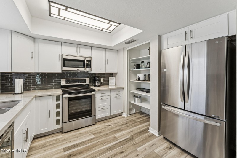 010-kitchen