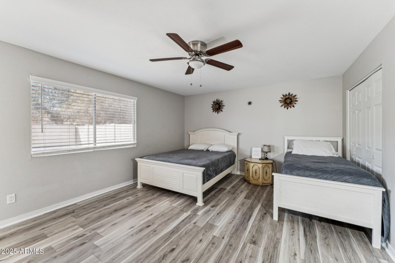 013-primary-bedroom