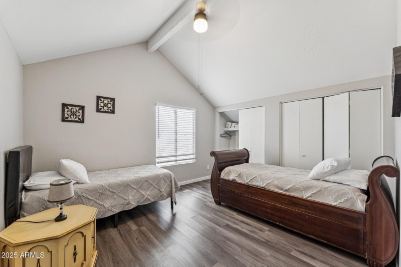 017-bedroom-2