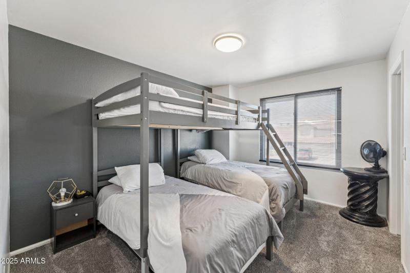 023-bedroom-4