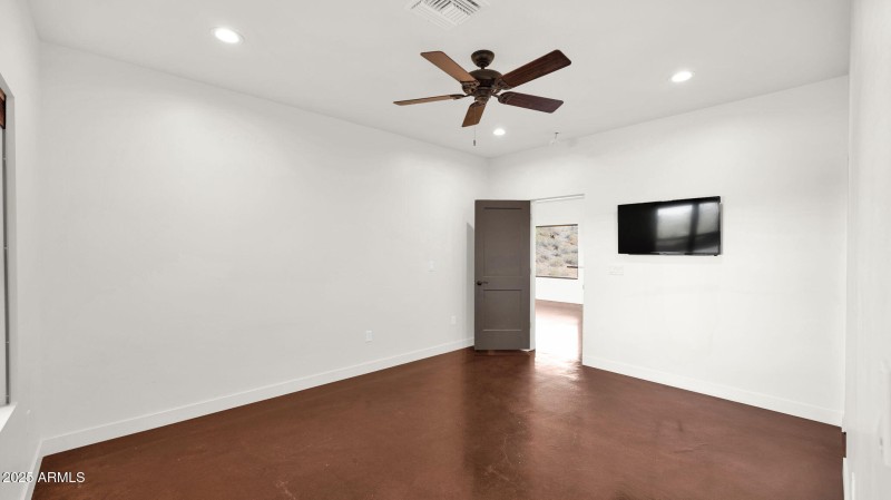 21-web-or-mls-P1142494