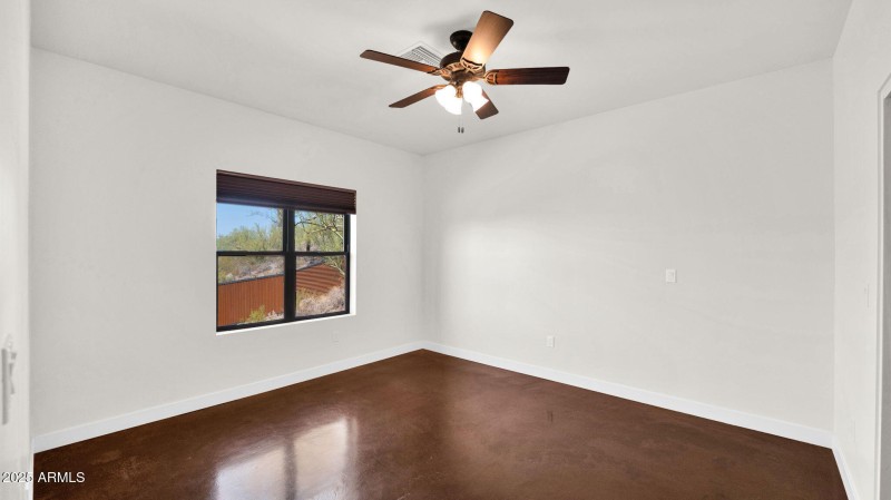 42-web-or-mls-P1142641