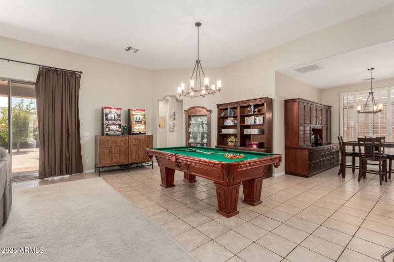 Open space to kitchen