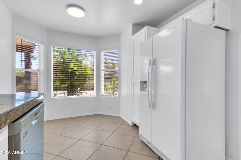 1417 W Lake Mirage Ct-14