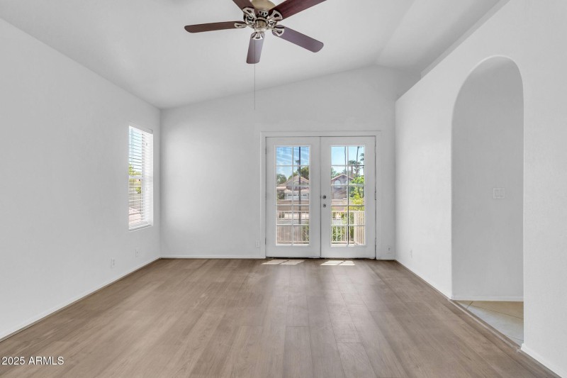 1417 W Lake Mirage Ct-24
