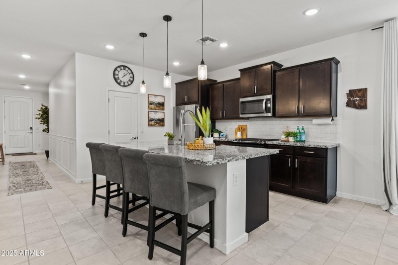 2898 Kim Dr-5